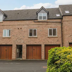 42 Tannery Mews York