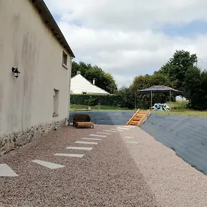 Maison De Campagne Hébergement de vacances Saint-Jouan-de-l'Isle