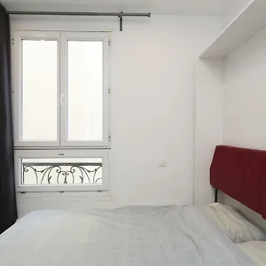 Appartement Studette De Charme Neuve Proche Invalides, Paris